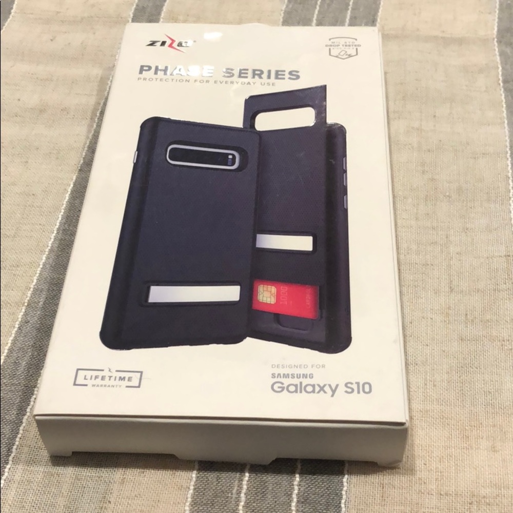 Samsung Galaxy S10 black case